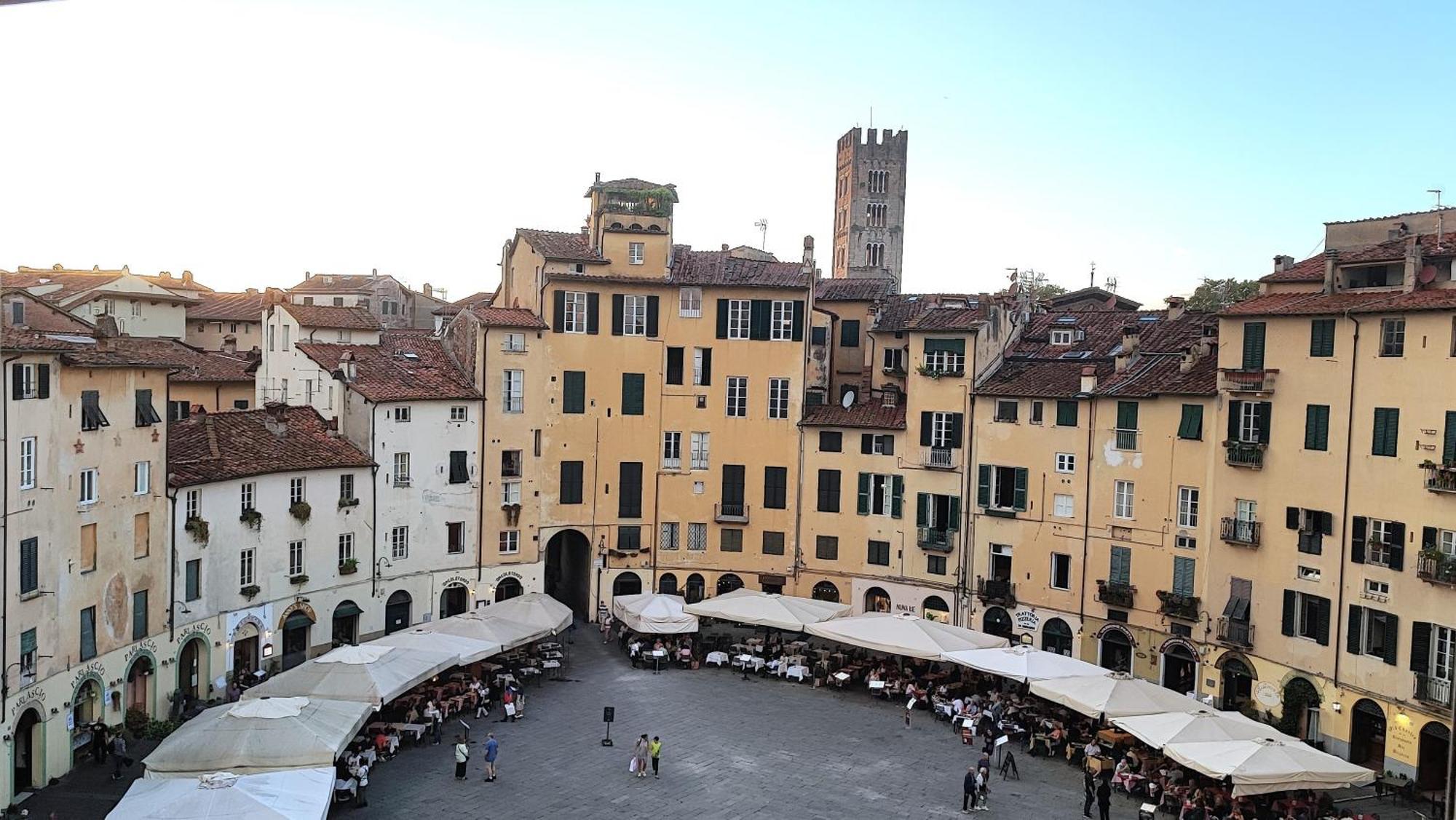 Caesar'S Luxury Apartment In Lucca Center Town Roman Amphitheater Exterior photo